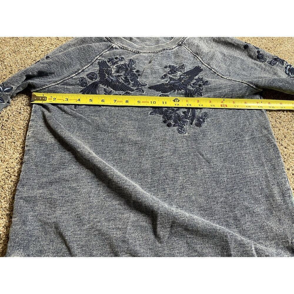 Max Jeans Size Medium Embroidered Pullover Sweater Blue Crew Neck - Picture 6 of 7